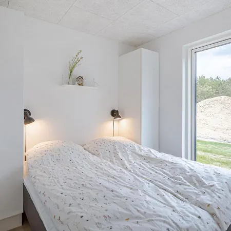4 Bedroom In Romo *